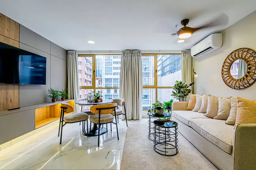 Family-oriented lovely apartment with pool & fast internet - Image 1
