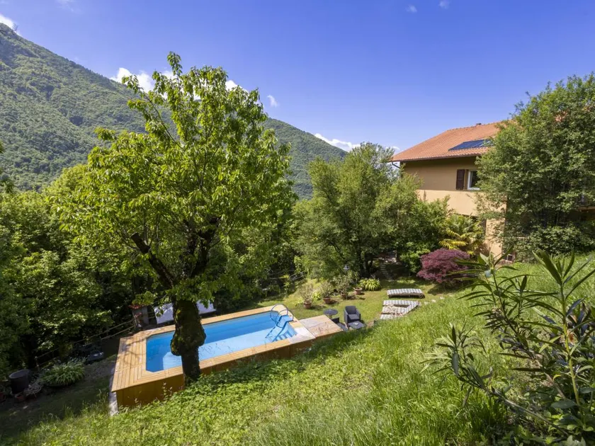 Fully equipped lovely house with terrace, private pool & barbeque | Pets are welcome - Image 1