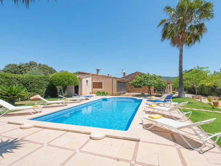 Agréable cottage entièrement équipé avec terrasse, jardin et piscine privée | Vue montagne - Image 1