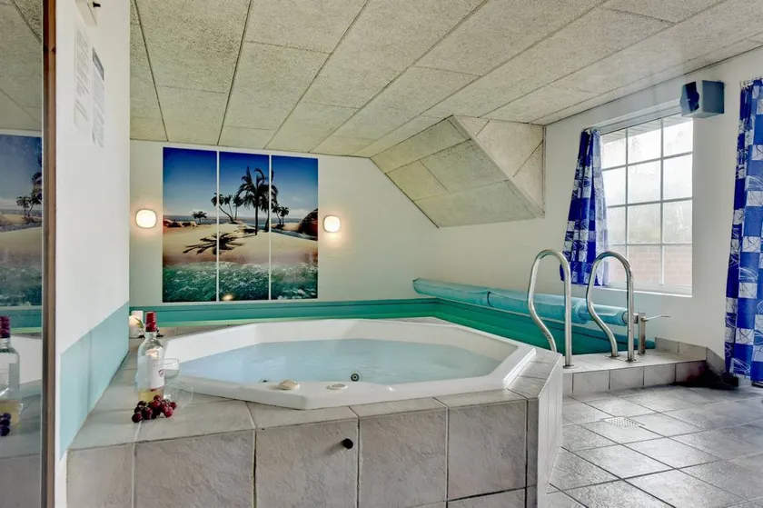 Children-friendly pleasant holiday home with sauna, private pool & jacuzzi | Pets are welcome - Image 1