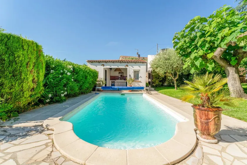 Ferienhaus mit Grill, Pool und Terrasse | Bergblick | Ideal für Homeoffice - Image 1