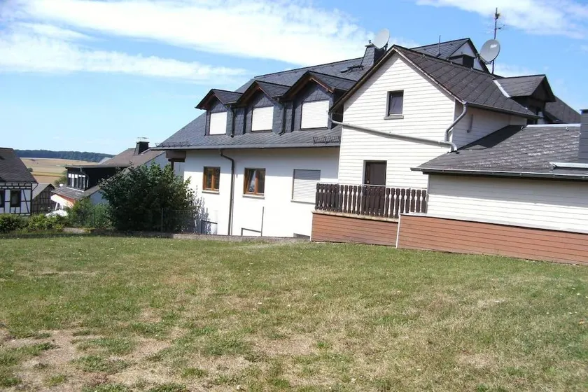 Charmante maison avec terrasse, barbecue et sauna - Image 1
