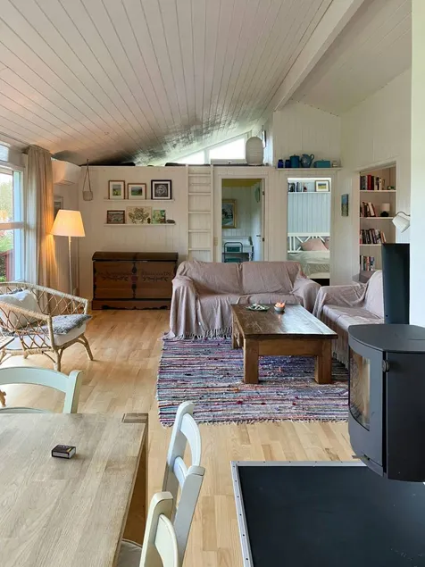 House with garden, sauna & terrace - Image 1