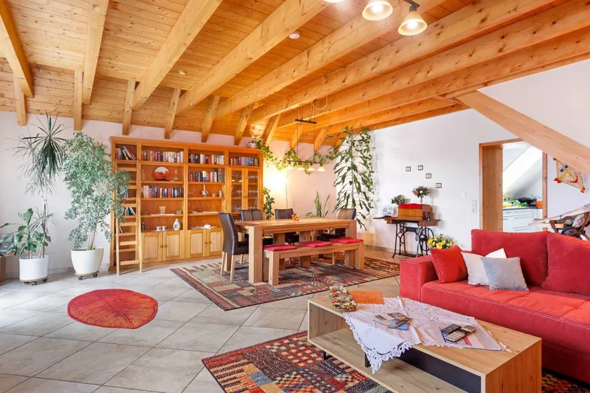 Apartment 'Ferienwohnung am Rosenberg' mit Gemeinschaftsgarten, WLAN und Klimaanlage - Image 1