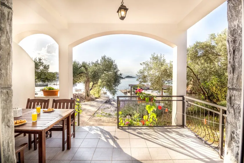 One bedroom apartment near beach Žuronja, Pelješac (A-10134-c) - Image 1