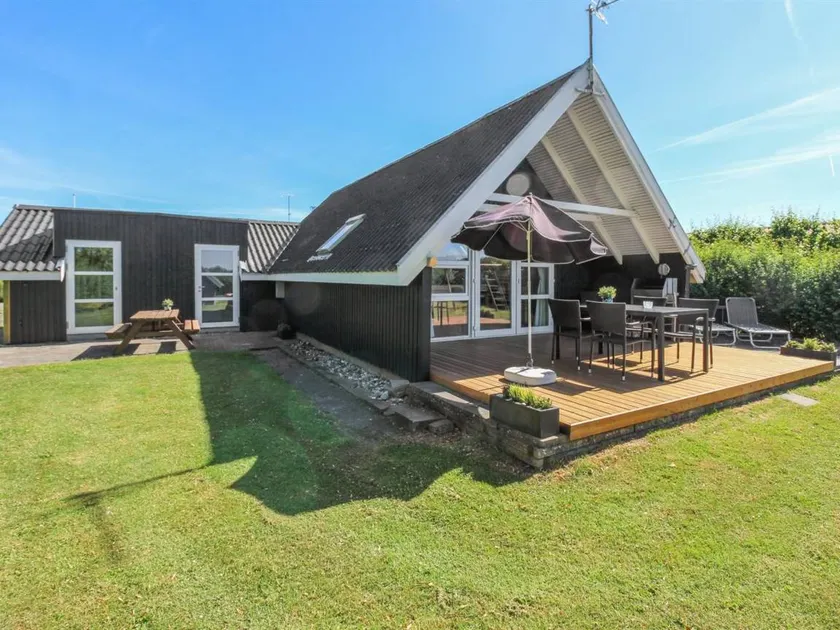 Holiday Home Elbert 100m from the sea by Interhome - Image 1
