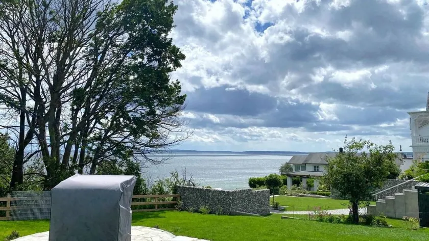 Appartement de vacances avec jardin, sauna et jacuzzi | Vue mer - Image 1