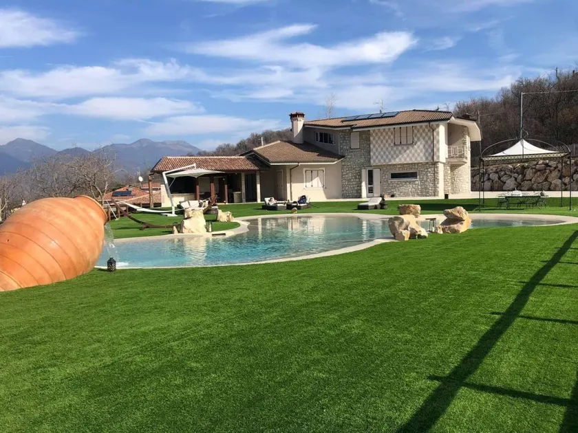Spettacolare villa accogliente e familiare con griglia, idromassaggio e piscina privata | Vista sulla natura | Ammette cani - Image 1