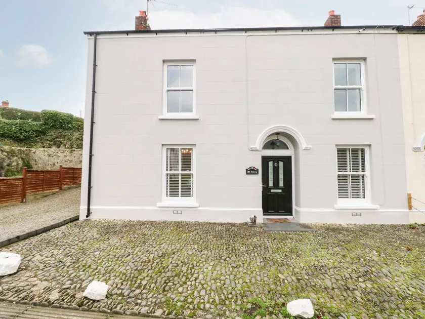 Child-friendly wonderful cottage with garden - Image 1