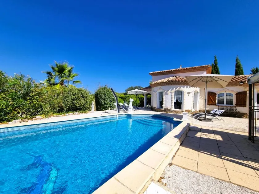 Beautiful southern villa with private pool - Image 1