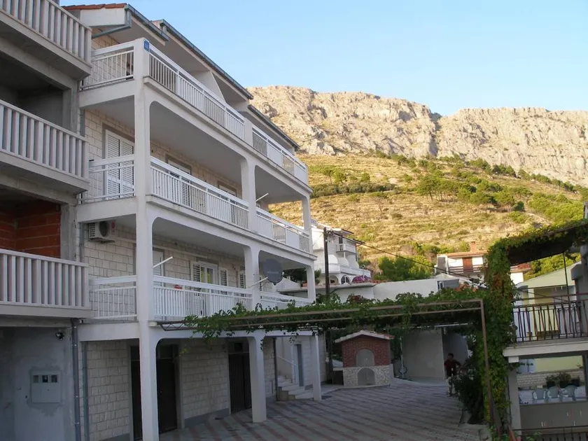 Wohnung mit Grill und Terrasse - Image 1