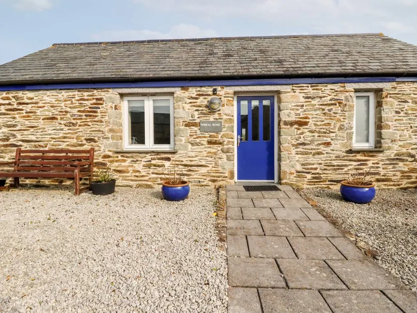 Family-friendly cottage with garden & barbecue - Image 1