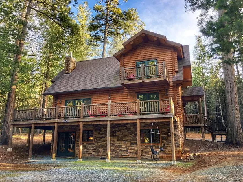 Family-Friendly Log Cabin Rental in California's Gold Country near Sacramento - Image 1