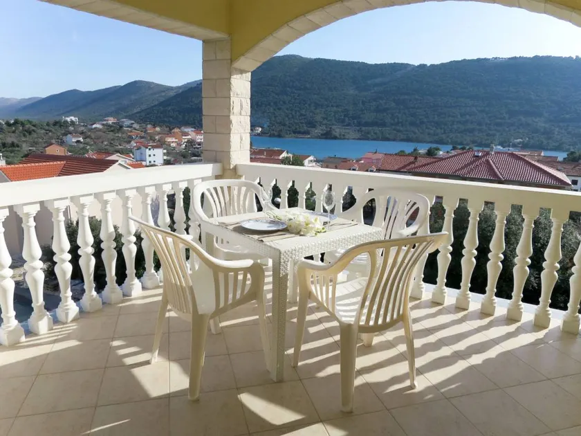 Beautiful apartment with barbecue - Image 1