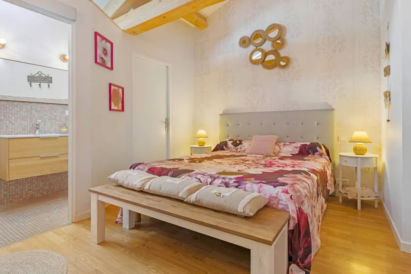 Child-friendly bed and breakfast with pool, terrace & garden | Garden view | Pets allowed - Image 1