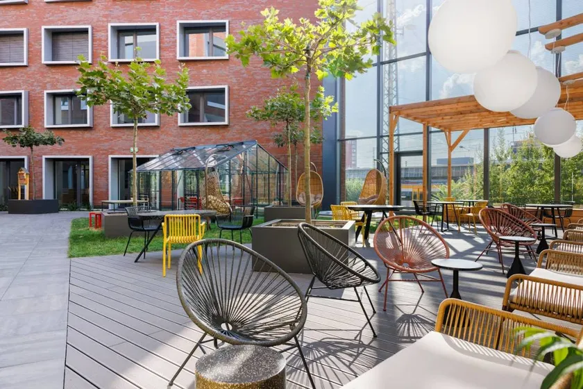 Pleasant holiday apartment with terrace - Image 1