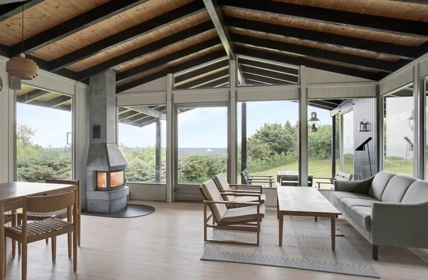 Casa apta para familias con terraza, barbacoa y jardín | Vistas al agua | En la playa | Admite mascotas - Image 1