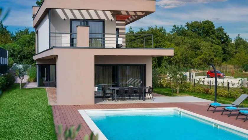 Wonderful apartment with garden, private pool & BBQ | Pets allowed - Image 1