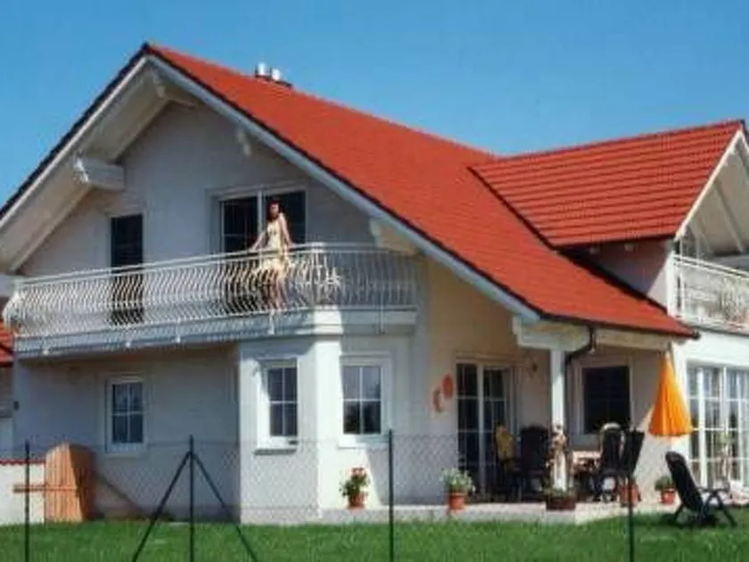 Holiday apartment with terrace - Image 1