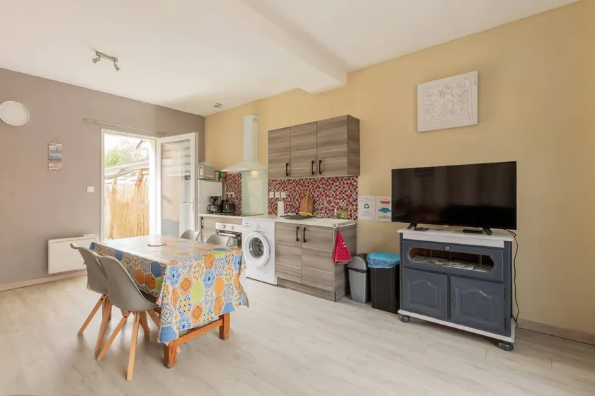 Nice cottage with terrace | Pets are welcome - Image 1