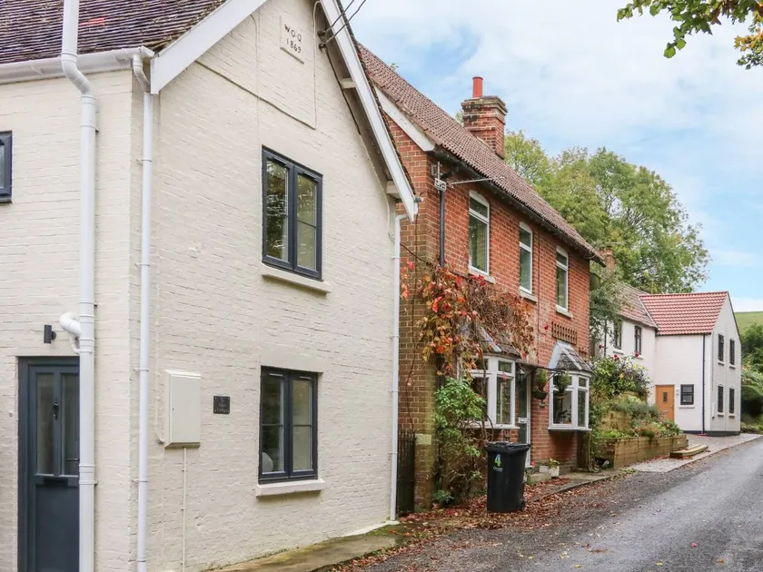 Children-friendly pleasant cottage with garden | Pet-friendly - Image 1