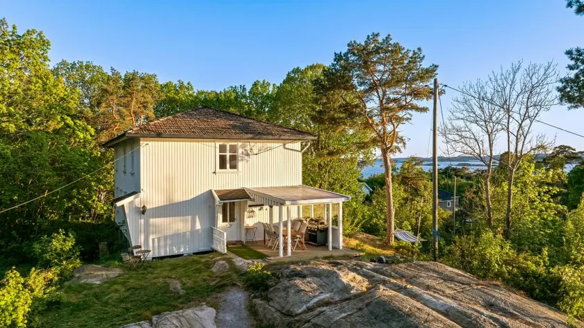 Charming summer house with sea view on Tjøme - Image 1