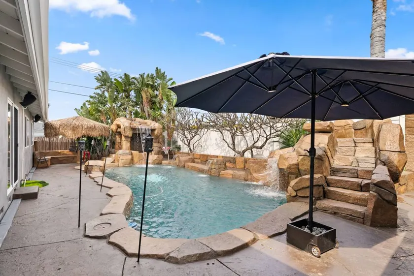Maison de vacances avec barbecue, piscine privée et jacuzzi - Image 1