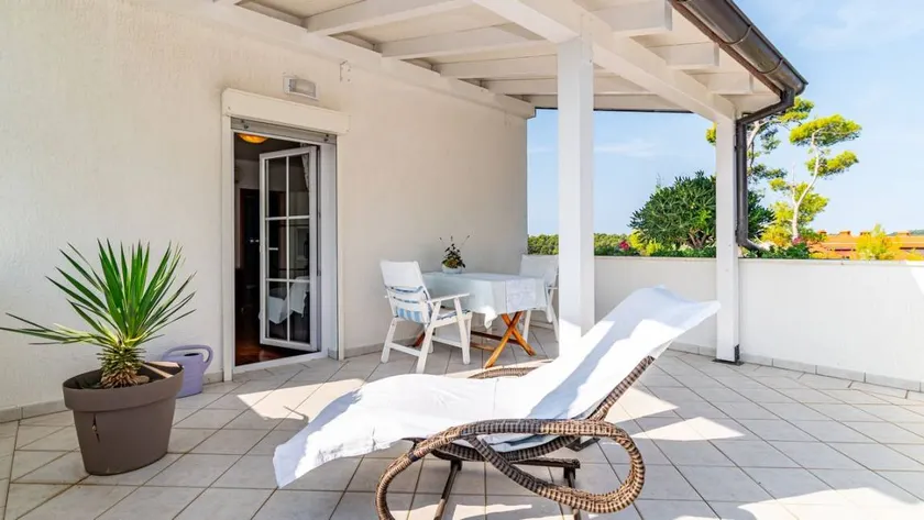 Apartment mit Terrasse und Grill | Meerblick - Image 1