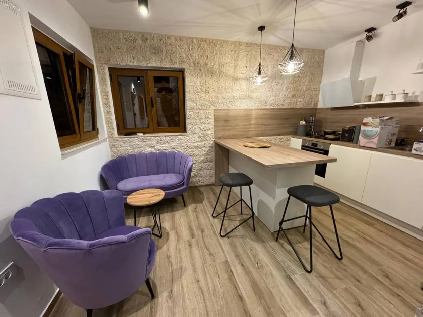 House with 1 room for 2 persons - Image 1