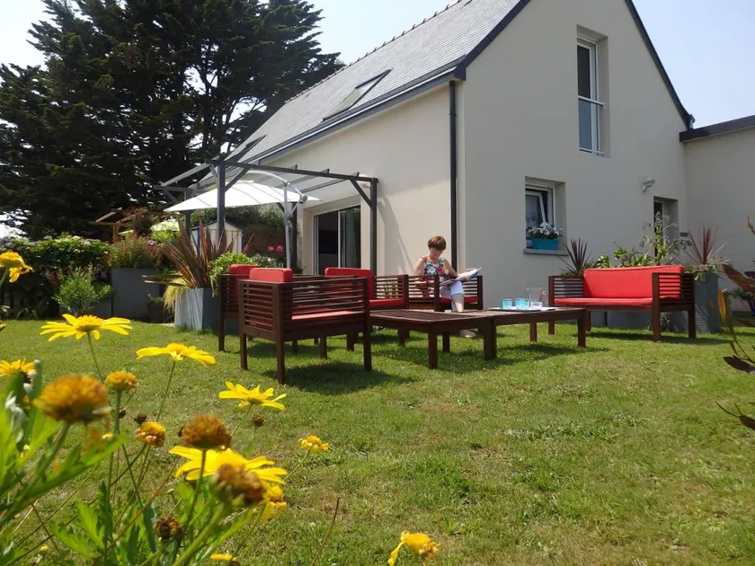 Holiday home with barbecue, garden & terrace | Nature view - Image 1