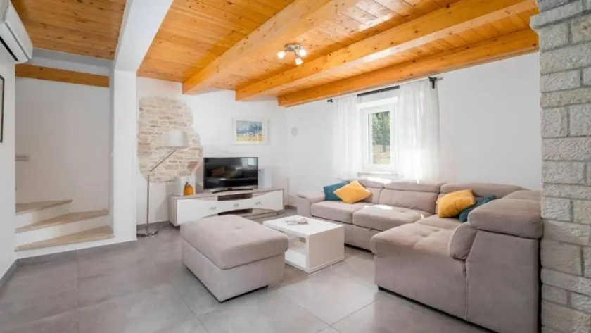 Meravigliosa casa totalmente attrezzata con piscina e barbecue | Accetta animali domestici - Image 1