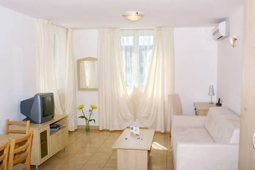 Nice flat with 1 room for 4 persons - Image 1