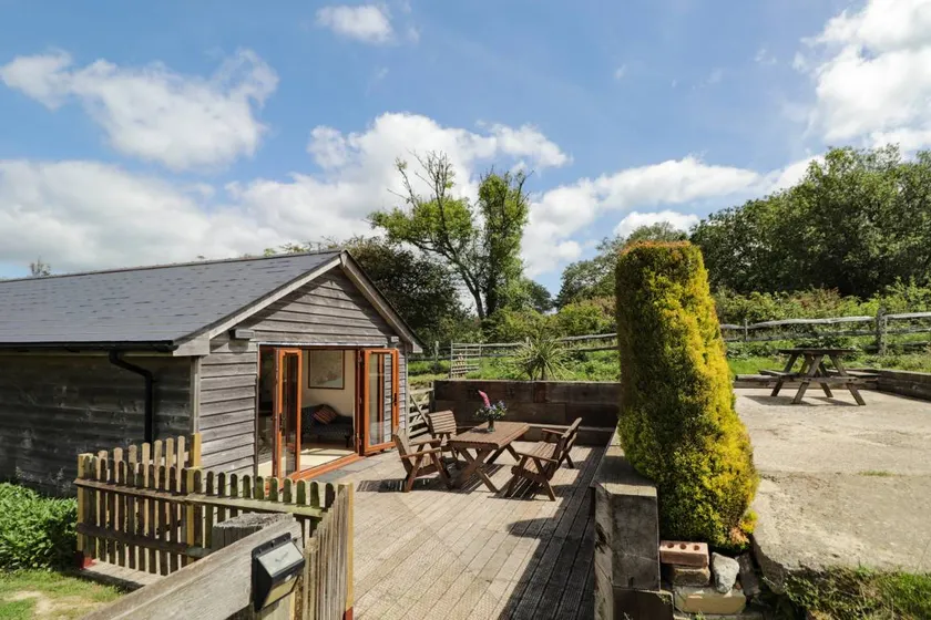 Cottage with garden & barbecue - Image 1