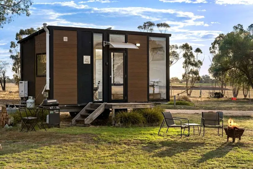 Farmstay Tiny House Glamping in Victoria for a Nature Escape - Image 1
