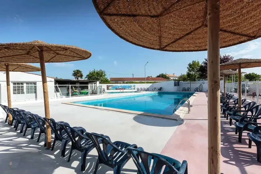 Wonderful holiday home with garden, barbeque & pool | Garden view - Image 1