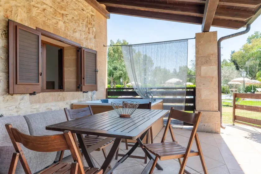 Studio 'Masseria Giamarra, Pajara 9' with Shared Pool, Wi-Fi and Air Conditioning - Image 1