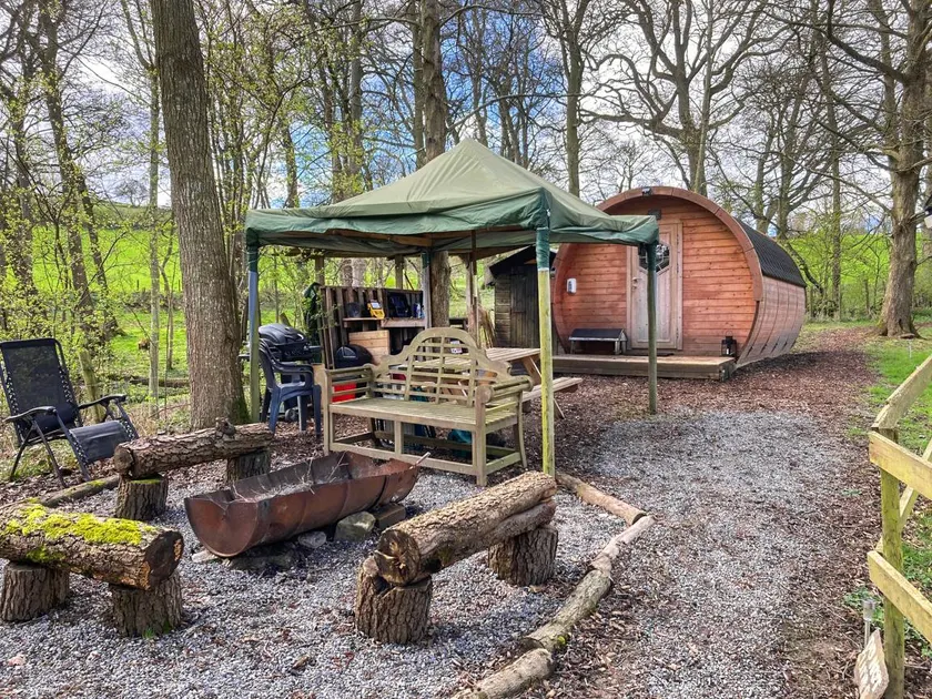 Holiday apartment with garden & barbecue - Image 1