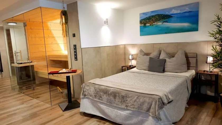 Wohnung mit Whirlpool, Sauna und Pool - Image 1
