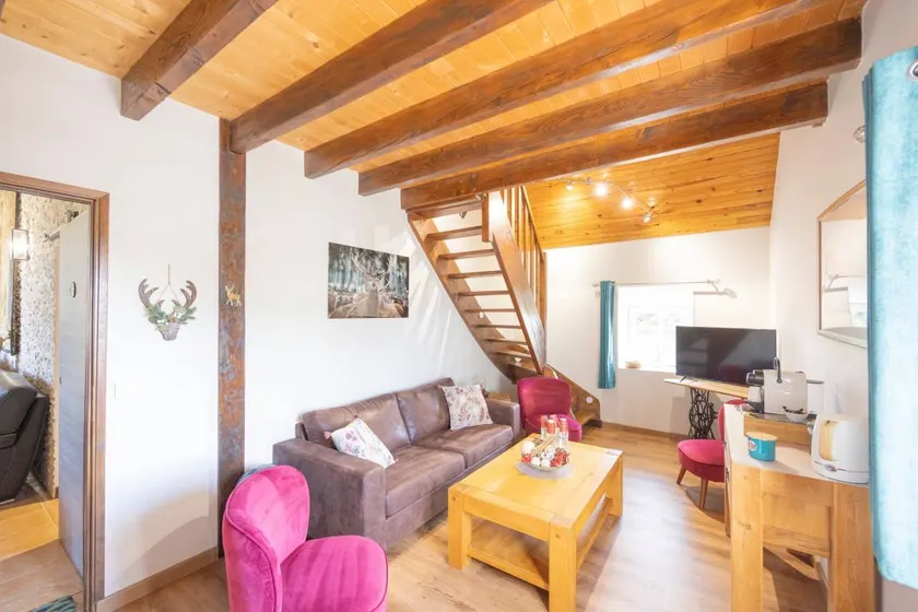 Bed and breakfast with garden | Mountain view - Image 1
