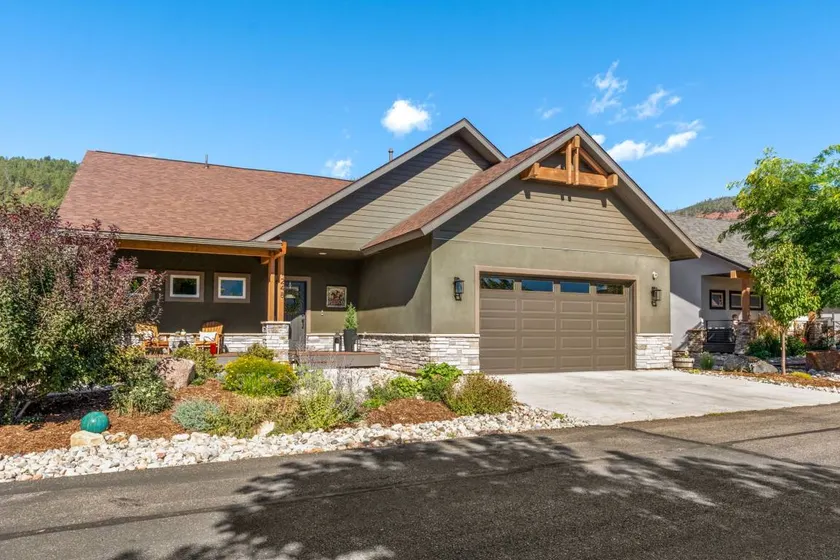 Newer Animas Valley Home, Pet Friendly, A/C, Single Level, Red Cliff Views - Image 1
