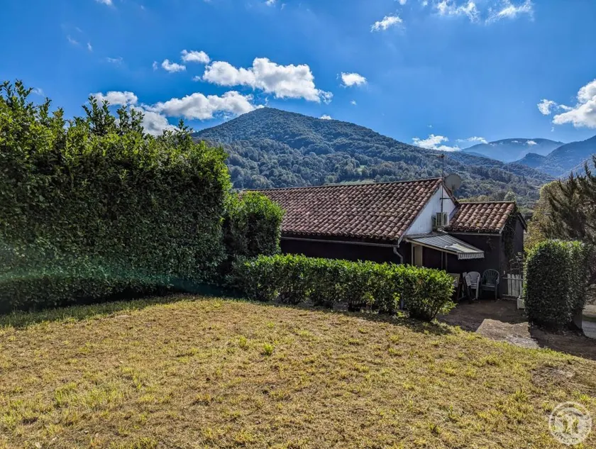Gite with garden, terrace & barbeque - Image 1