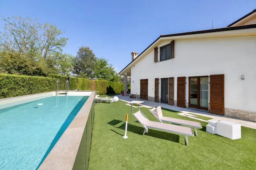 Villa mit Grill, Sauna und Garten | Bergblick | Perfekt für die Arbeit von Zuhause - Image 1