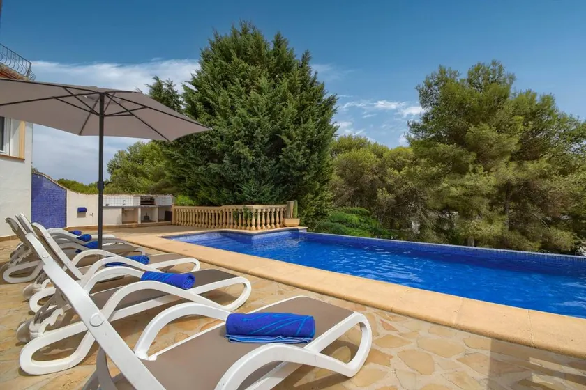 Holiday home with terrace, barbeque & private pool - Image 1