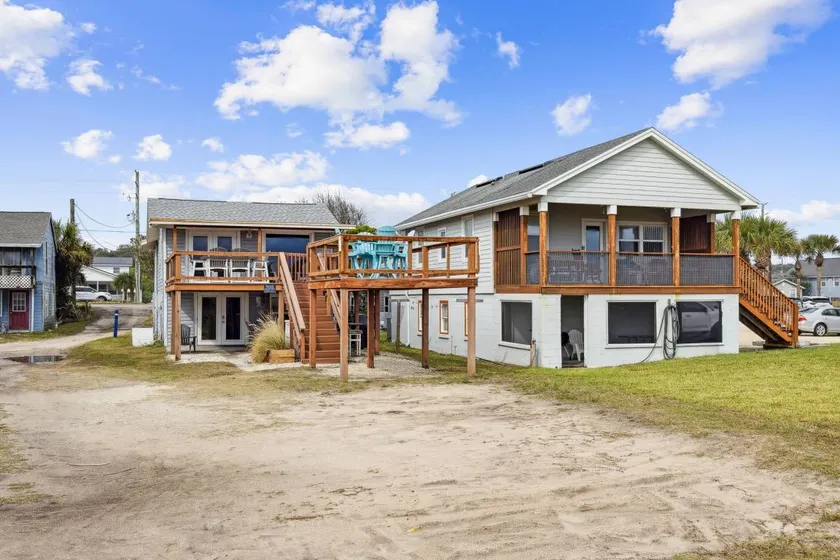 124 S Fletcher - Upstairs - Image 1