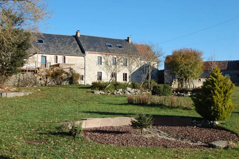 Family-friendly lovely gite with garden, sauna & private pool | Panoramic view | Pets allowed - Image 1