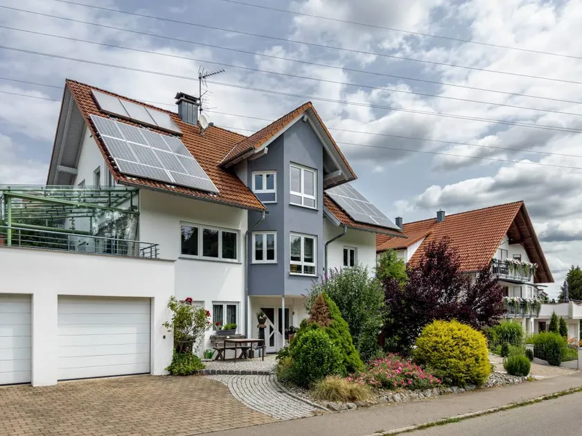 Holiday apartment with garden | Garden view - Image 1