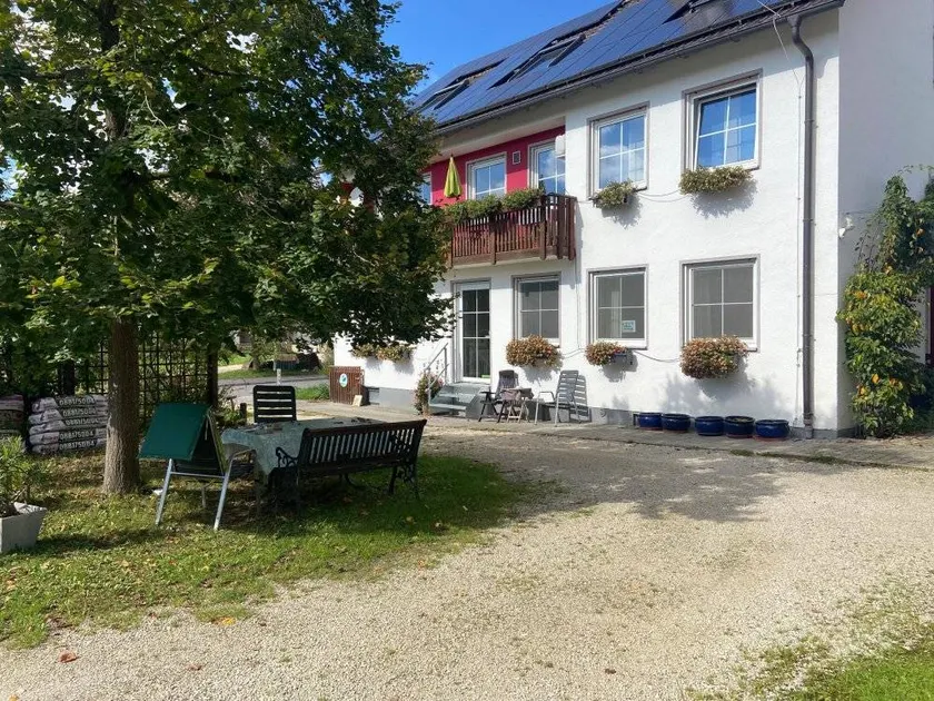 Family-friendly dedicated room with barbeque, terrace & garden | Garden view | Pet-friendly - Image 1