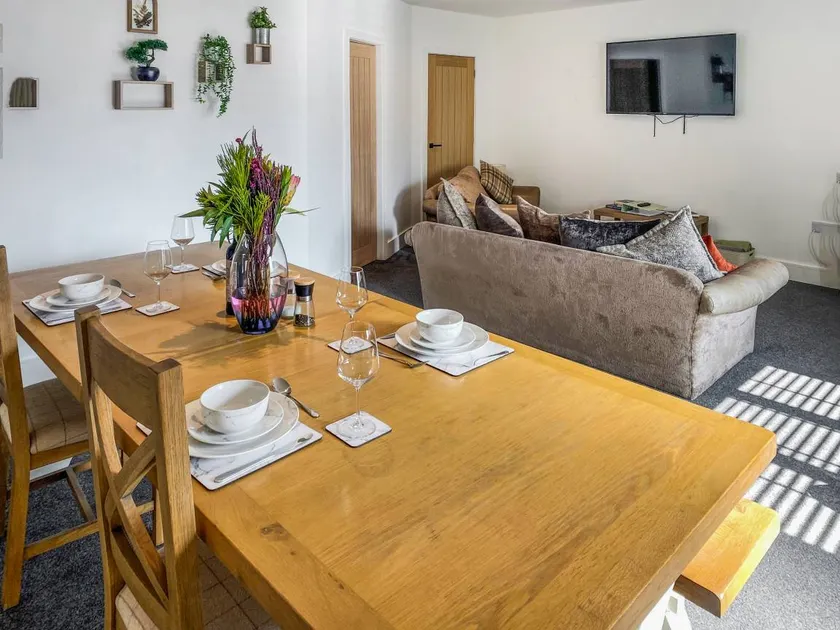 Children-friendly cottage with garden | Pets are welcome - Image 1