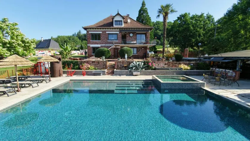 Child-friendly gite with private pool, sauna & terrace | Panoramic view | Pet-friendly - Image 1