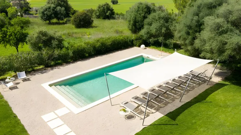 Ferienhaus mit Terrasse, Garten und privatem Pool - Image 1